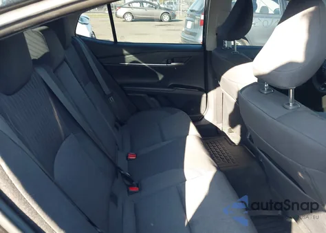 2025 Toyota Camry Le z USA, uszkodzony, nr VIN 4T1DAACK4SU619368